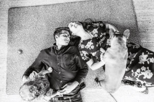 Studio vs Home vs Outdoor Family Photos: What’s Right for You?